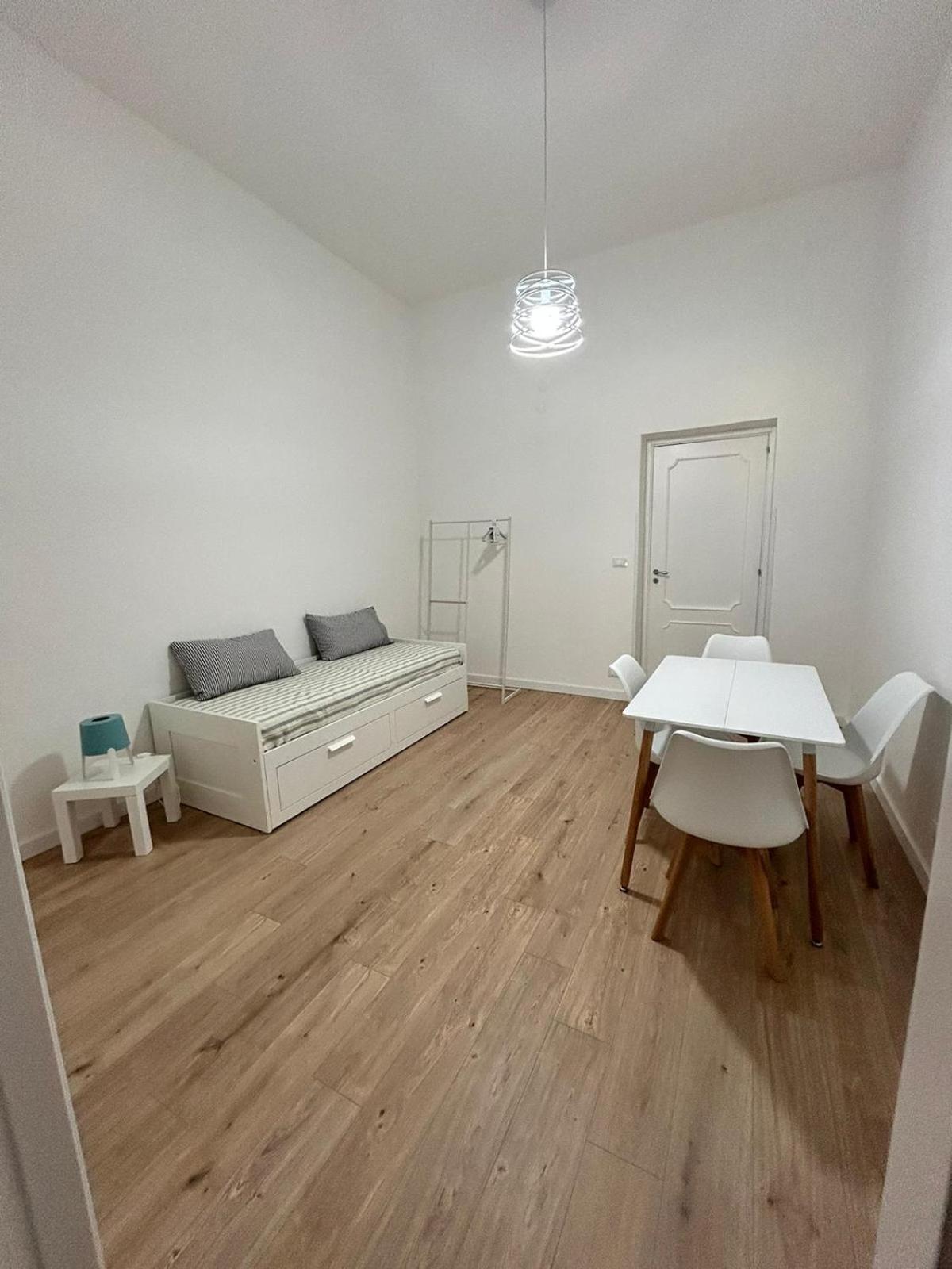 Dg Apartment ปาแลร์โม ภายนอก รูปภาพ