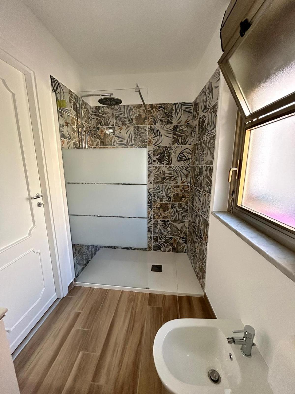 Dg Apartment ปาแลร์โม ภายนอก รูปภาพ
